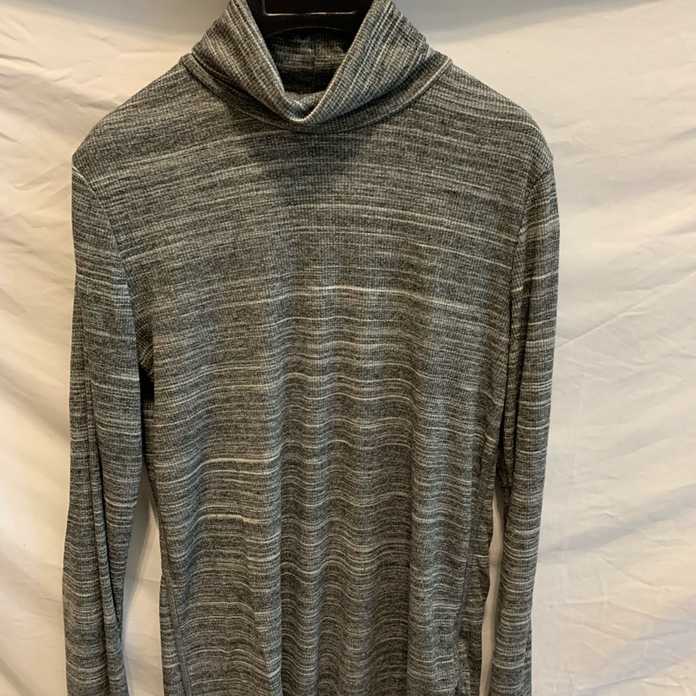 Banana Republic turtleneck